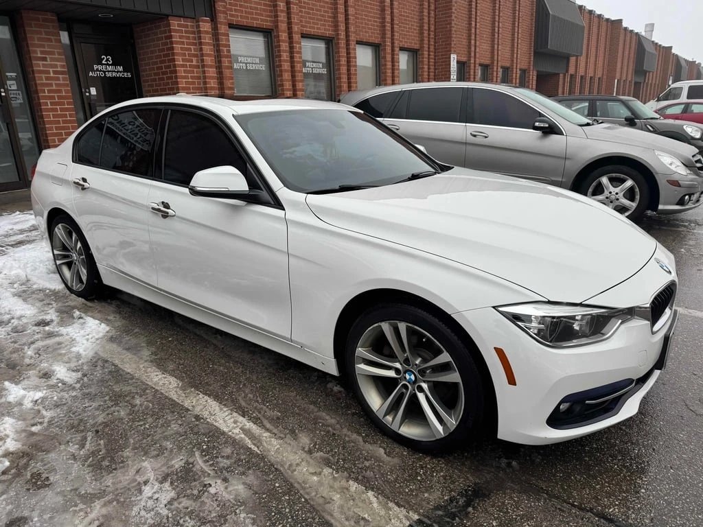 BMW 330 i xDrive 2018 * CARFAX * БЕЗ ПЪРВОНАЧАЛНА ВНОСКА - изображение 3