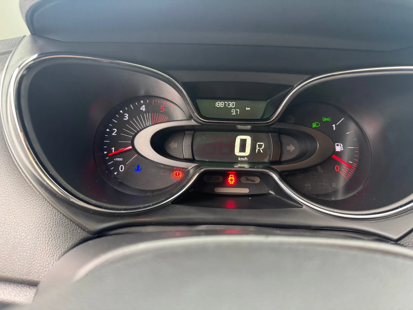 Renault Captur 1.5 dci evro6 Avtomat  - изображение 10