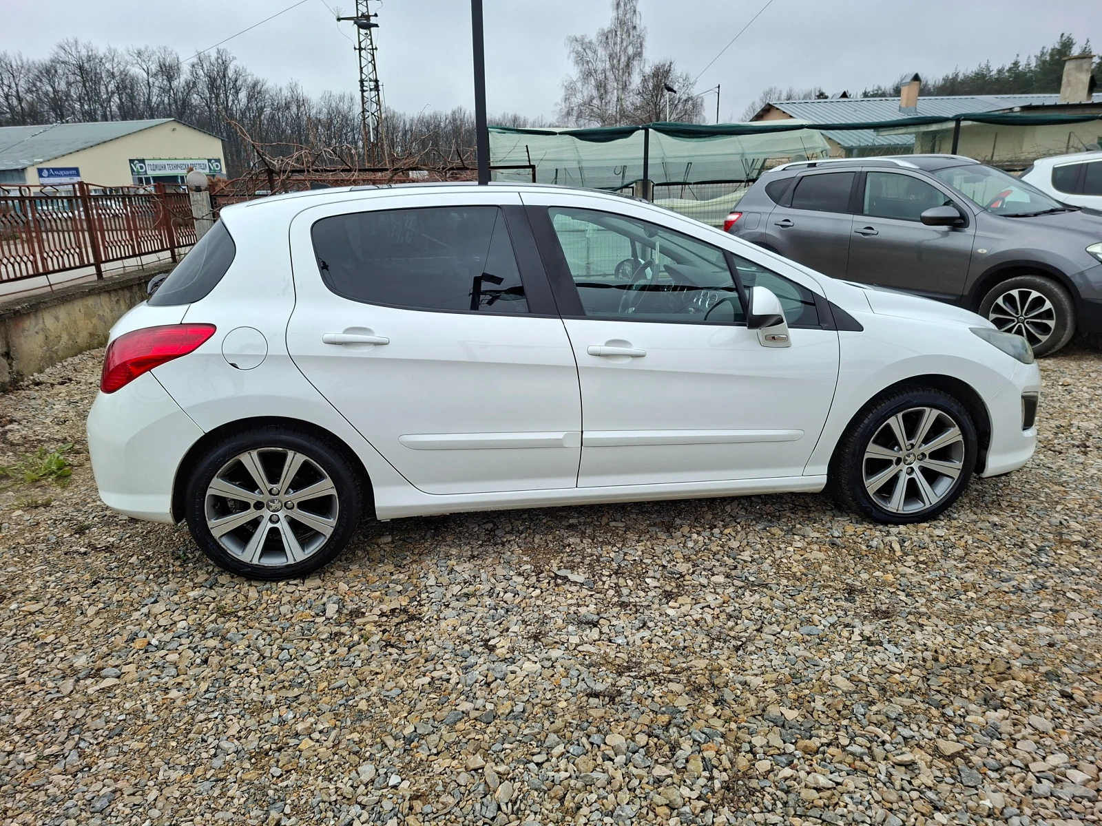 Peugeot 308 1.6 eHDI - изображение 5