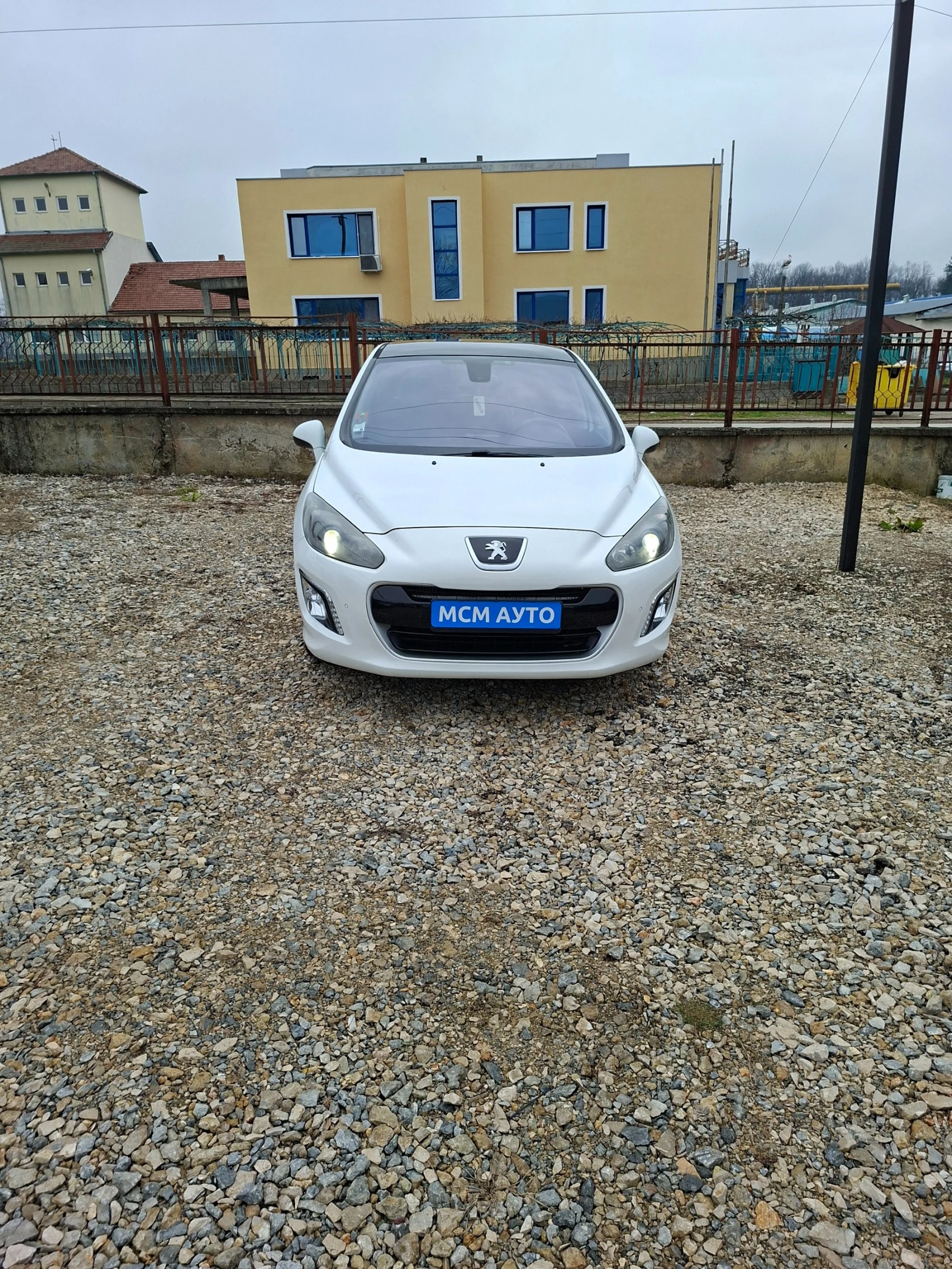 Peugeot 308 1.6 eHDI - изображение 2