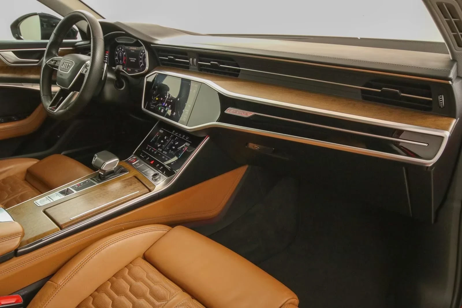 Audi Rs6 RS 6 4.0 TFSI quattro Dynamik B&O Laser Pano - изображение 8