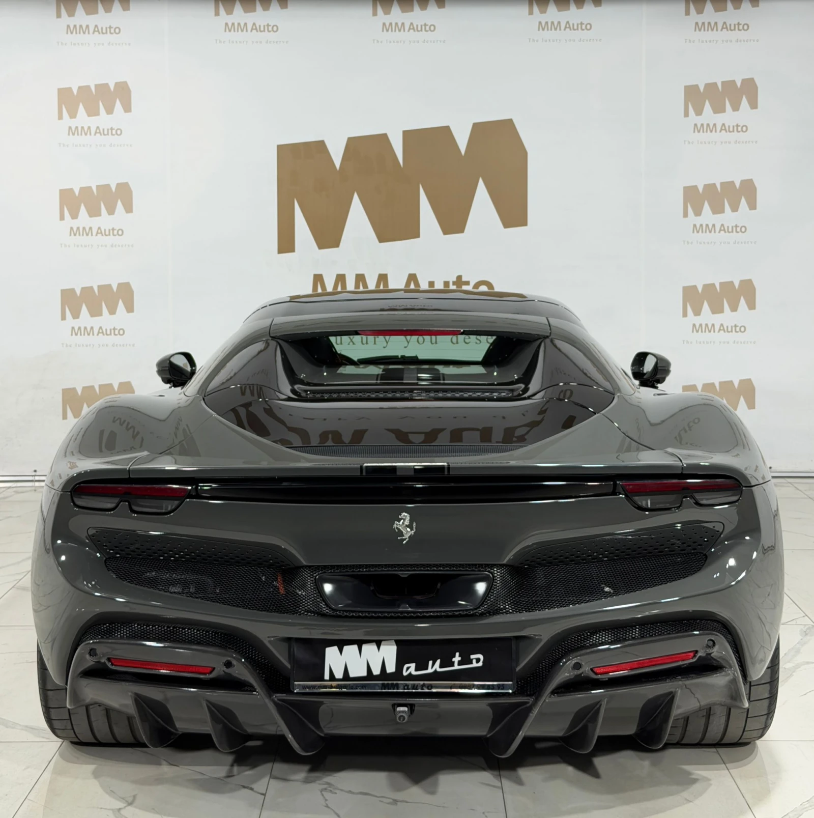 Ferrari 296GTB GTS* Spider* Carbon* Display* Гаранционна, снимка 5 - Автомобили и джипове - 53997897