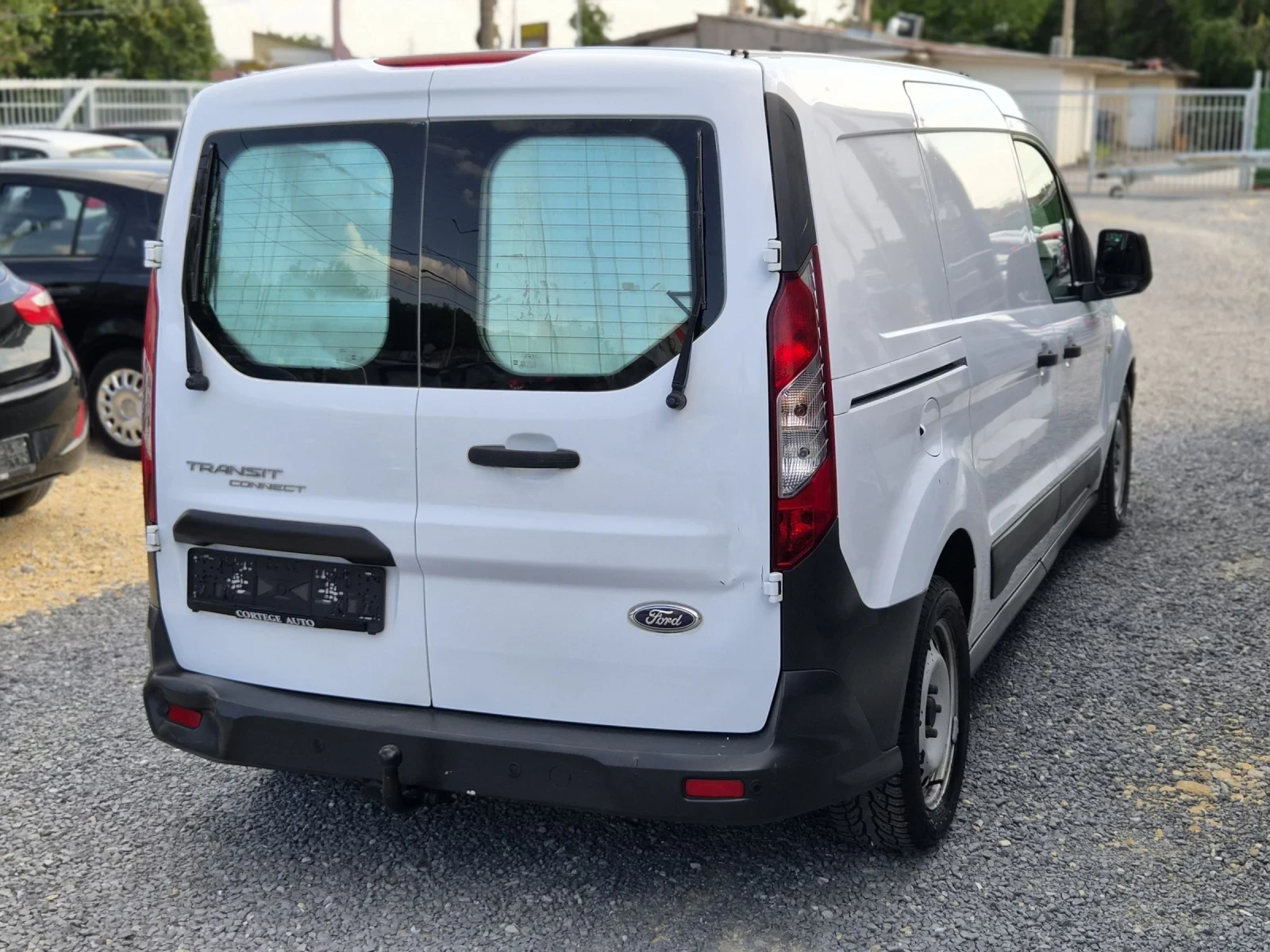 Ford Connect 1.6 TDCI LANG 129000!!!, снимка 15 - Автомобили и джипове - 54037182