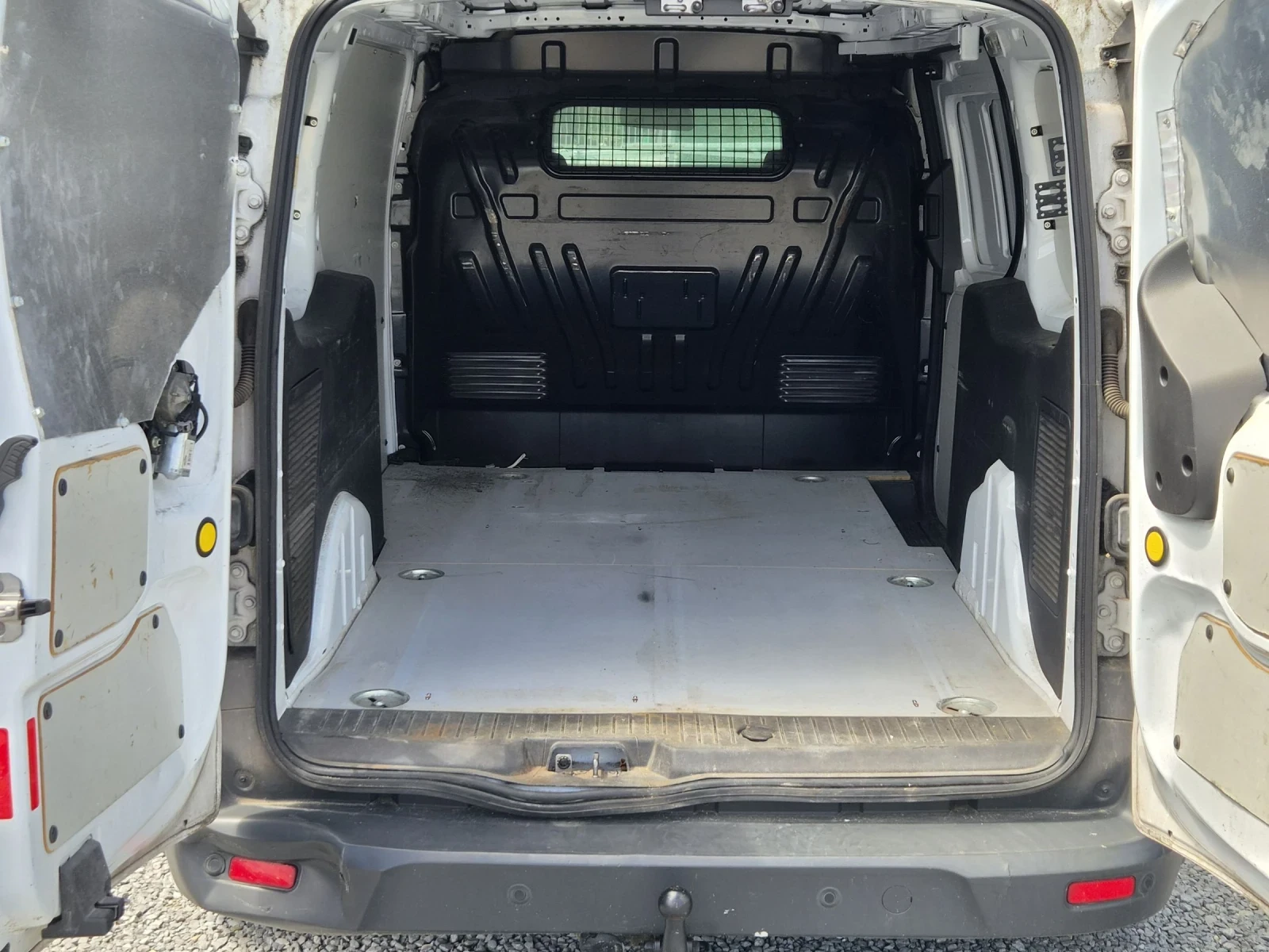 Ford Connect 1.6 TDCI LANG, снимка 6 - Автомобили и джипове - 54037182