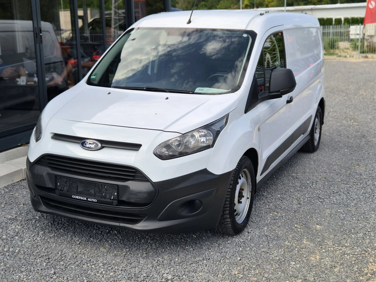 Ford Connect 1.6 TDCI LANG 129000!!!, снимка 13 - Автомобили и джипове - 54037182