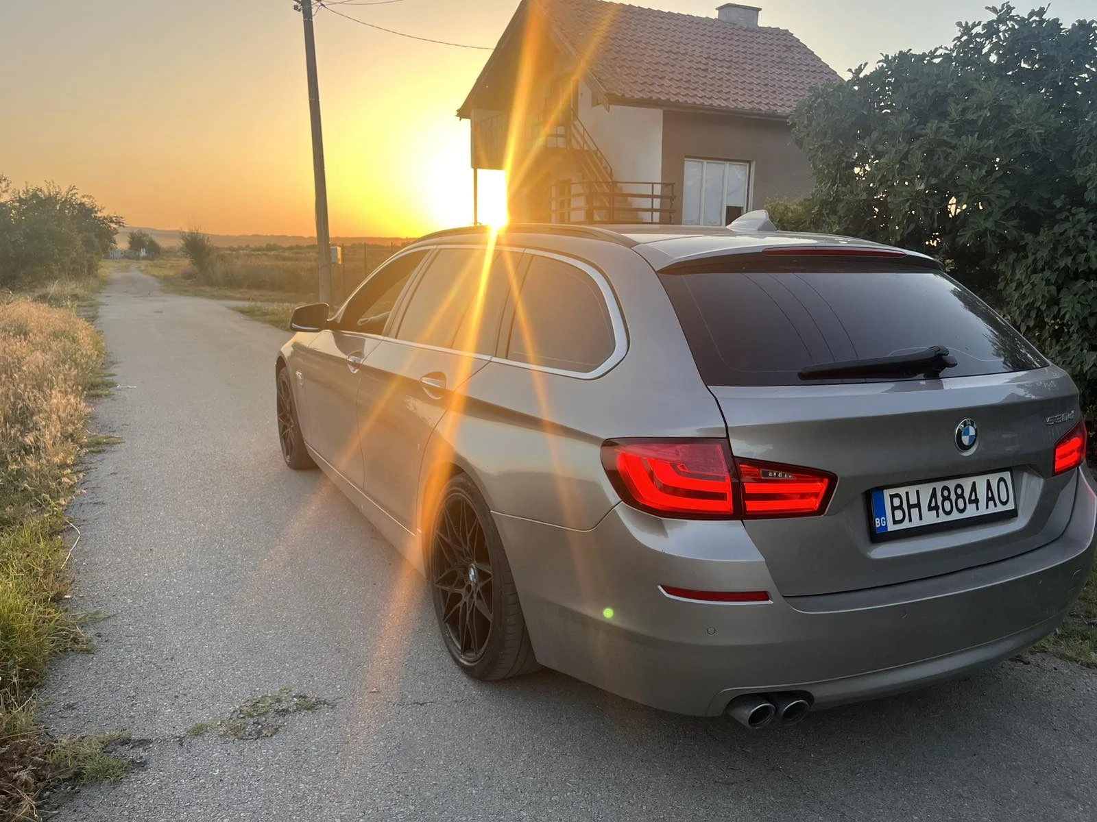 BMW 530 530 xDrive, снимка 14 - Автомобили и джипове - 54680227