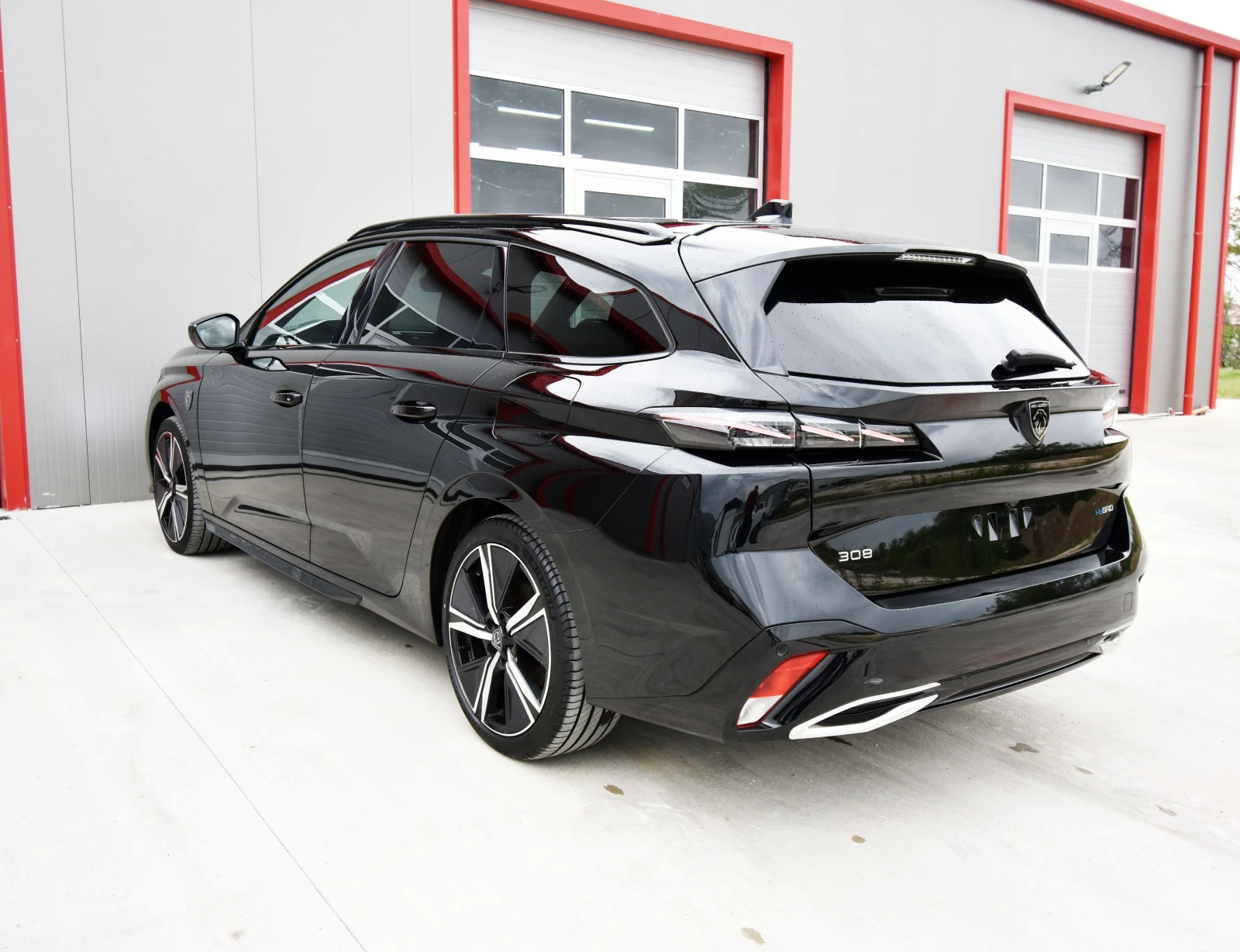 Peugeot 308 GT Plug In Hybrid Premium, снимка 8 - Автомобили и джипове - 54470827