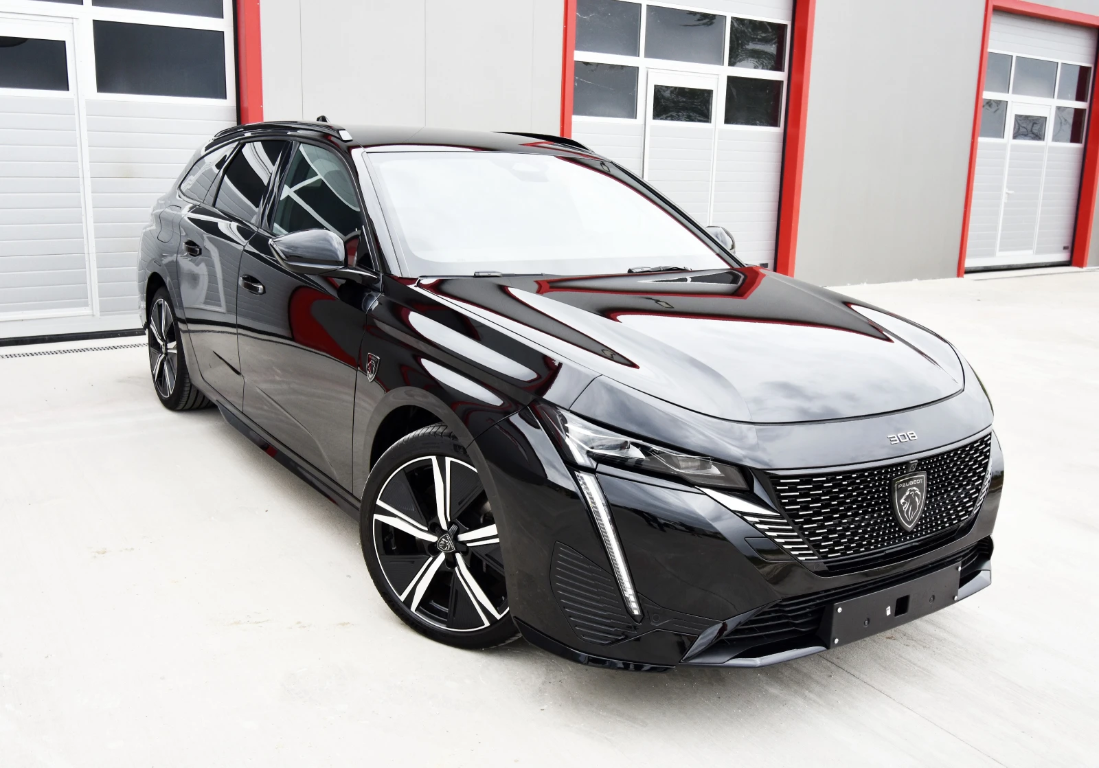 Peugeot 308 GT Plug In Hybrid Premium, снимка 12 - Автомобили и джипове - 54470827