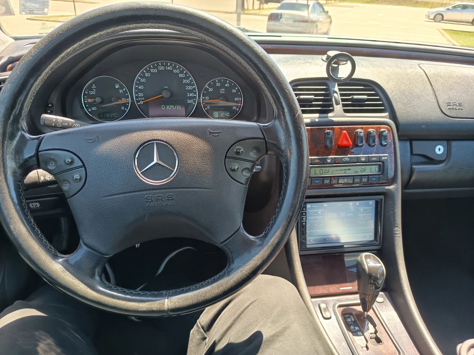 Mercedes-Benz CLK Газ.авт.нави кожа, снимка 4 - Автомобили и джипове - 54632989