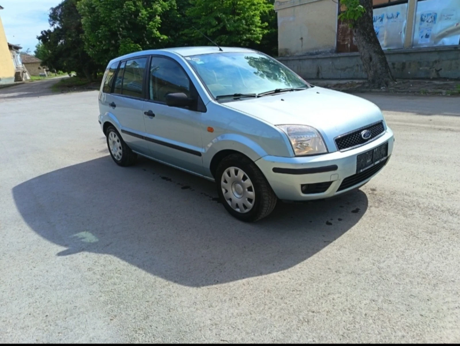 Ford Fusion 1400