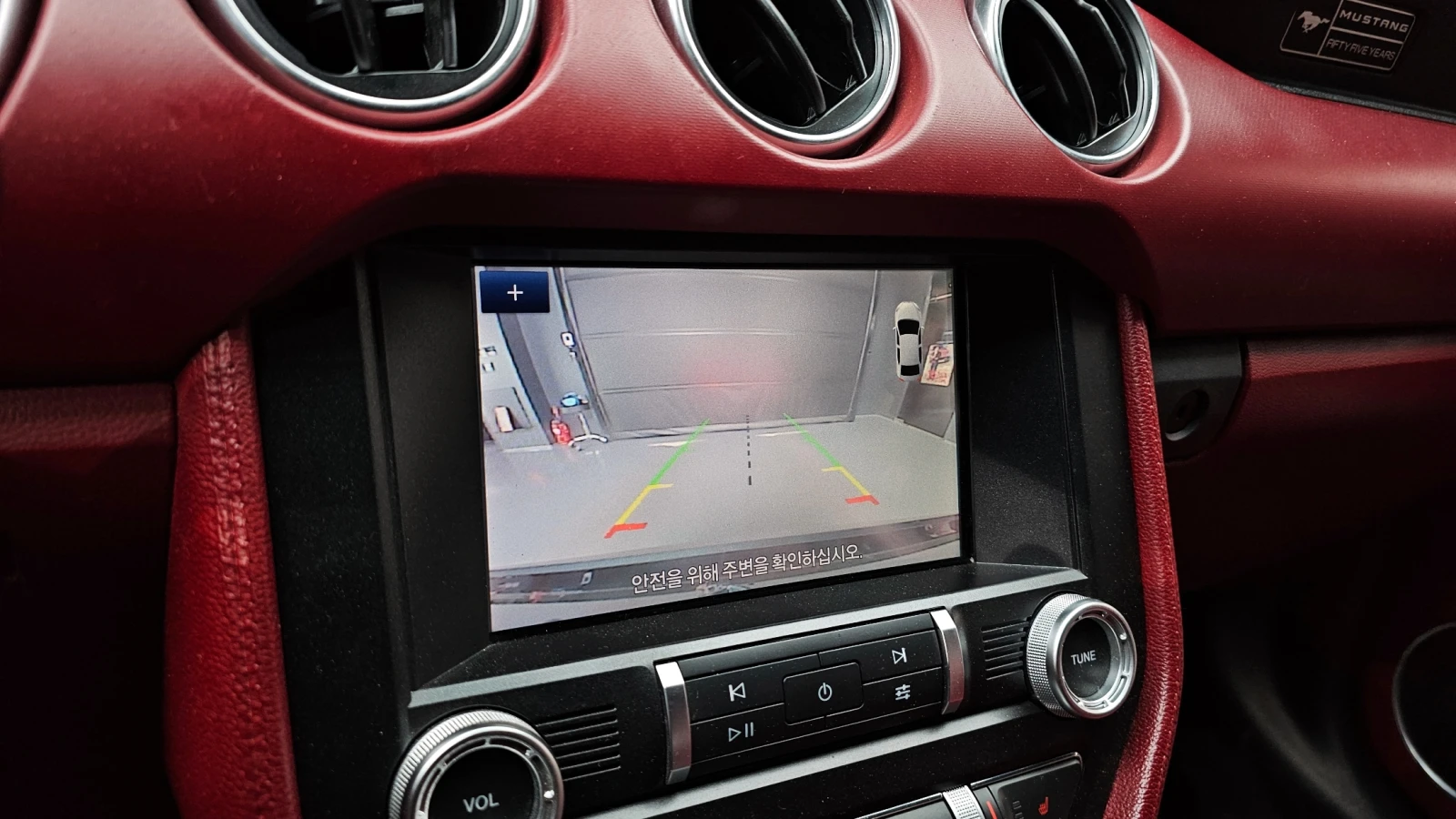 Ford Mustang ECOBOOST* DIGITAL DASH* ПОДГРЕВ* ОБДУХВАНЕ* КАМЕРА, снимка 12 - Автомобили и джипове - 54795108