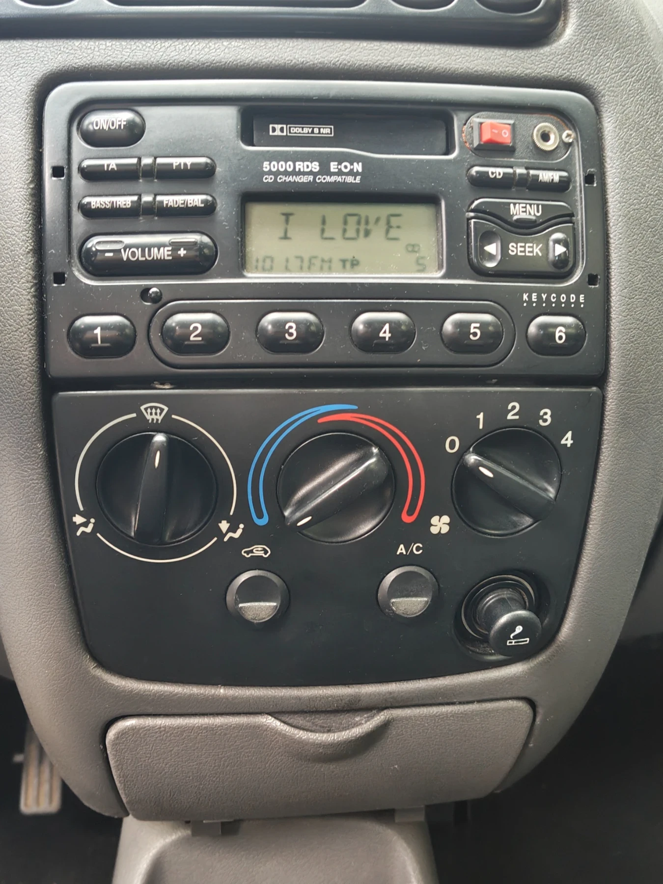 Ford Fiesta, снимка 10 - Автомобили и джипове - 54894211