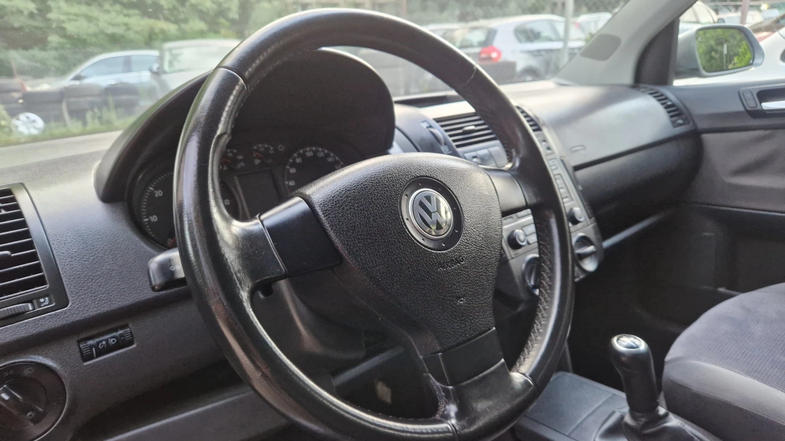 VW Polo 1.9TDI 101kc., снимка 13 - Автомобили и джипове - 55657853