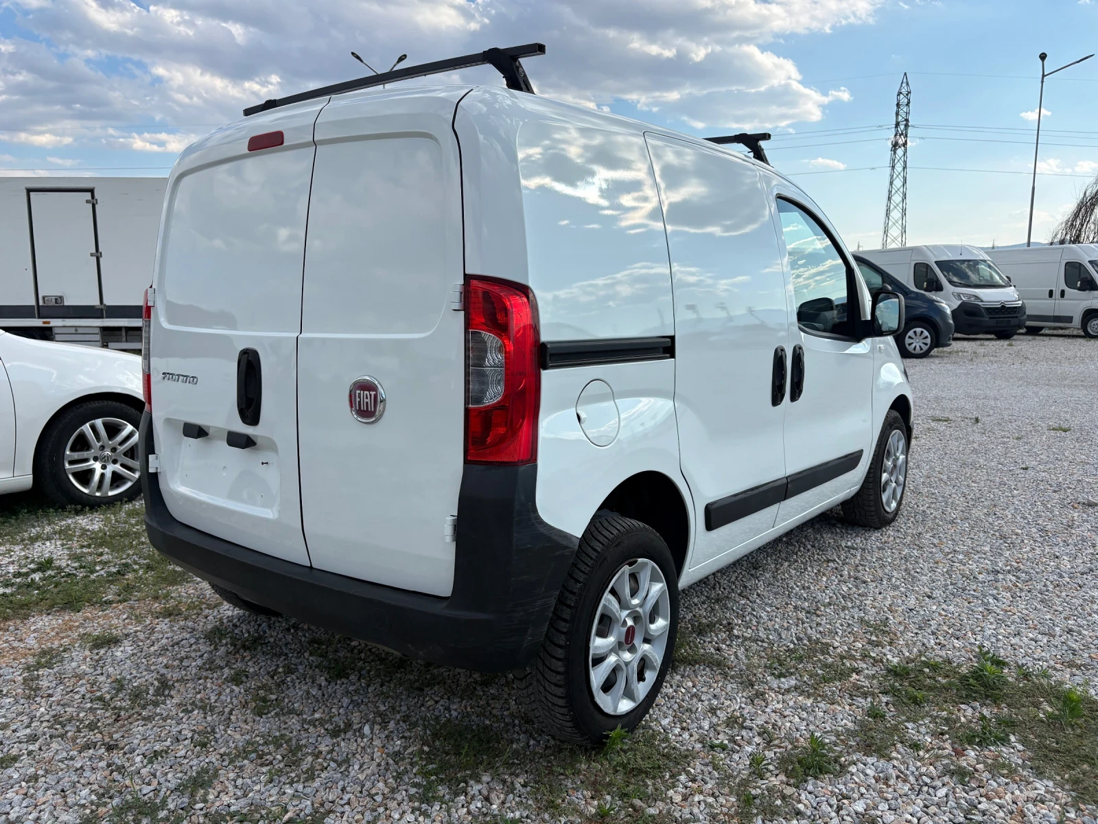 Fiat Fiorino 1.4 метан-бензин, снимка 5 - Автомобили и джипове - 55738642