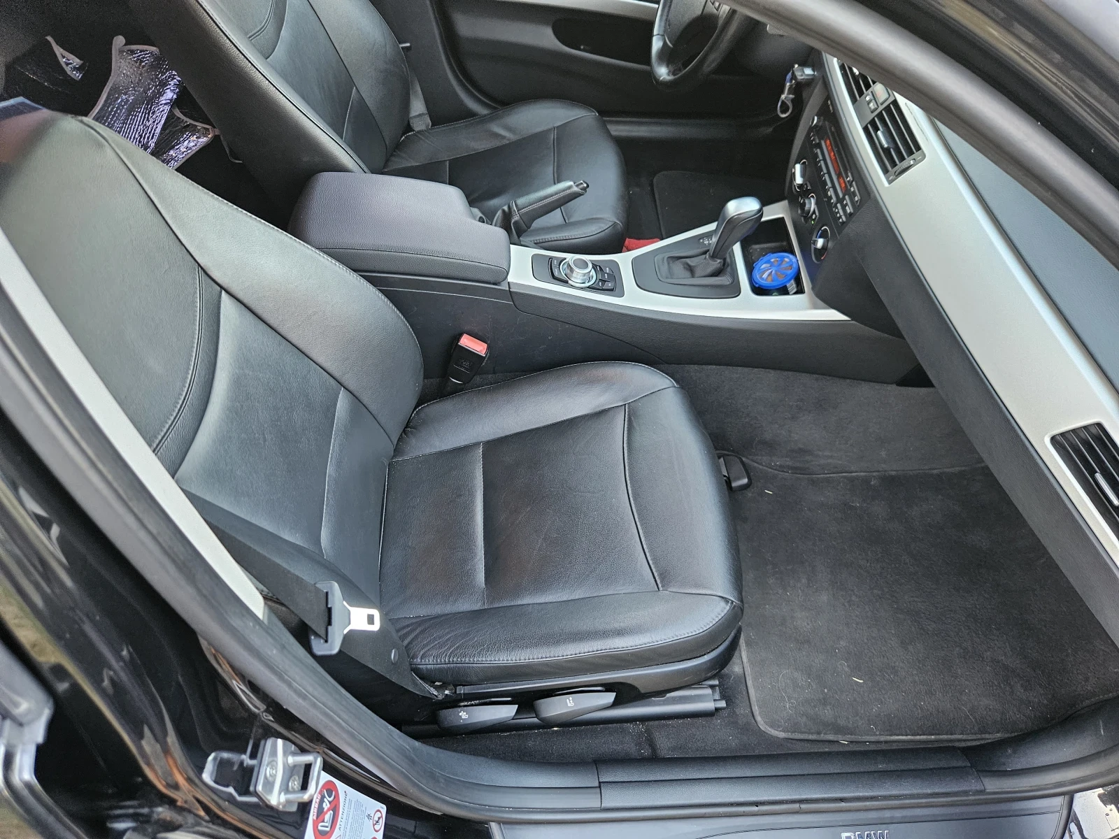 BMW 318 318d, снимка 10 - Автомобили и джипове - 55878651