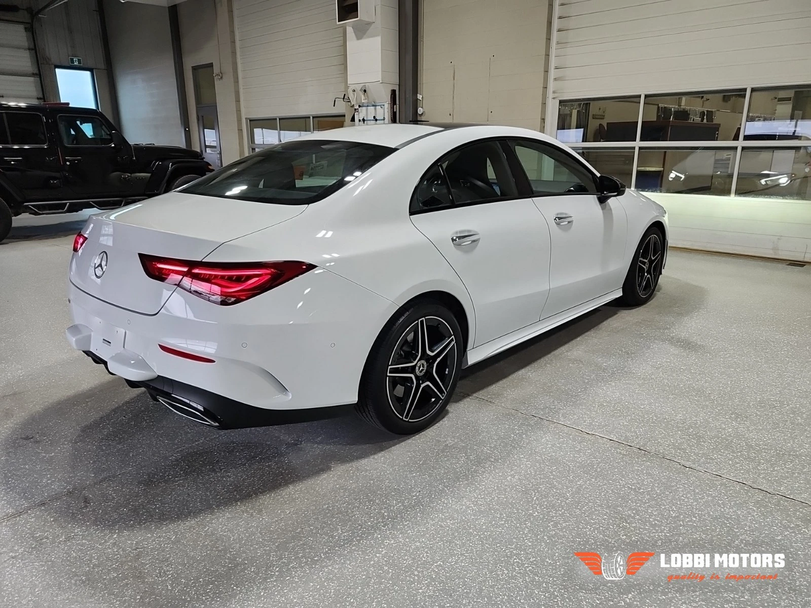Mercedes-Benz CLA, снимка 3 - Автомобили и джипове - 56069624