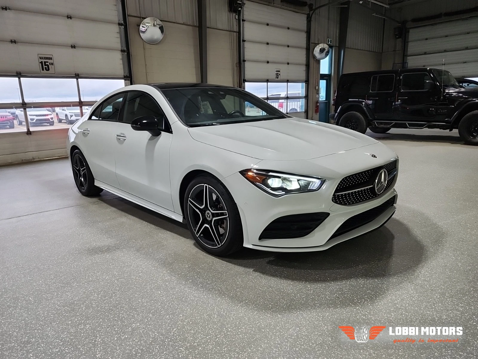 Mercedes-Benz CLA, снимка 2 - Автомобили и джипове - 56069624