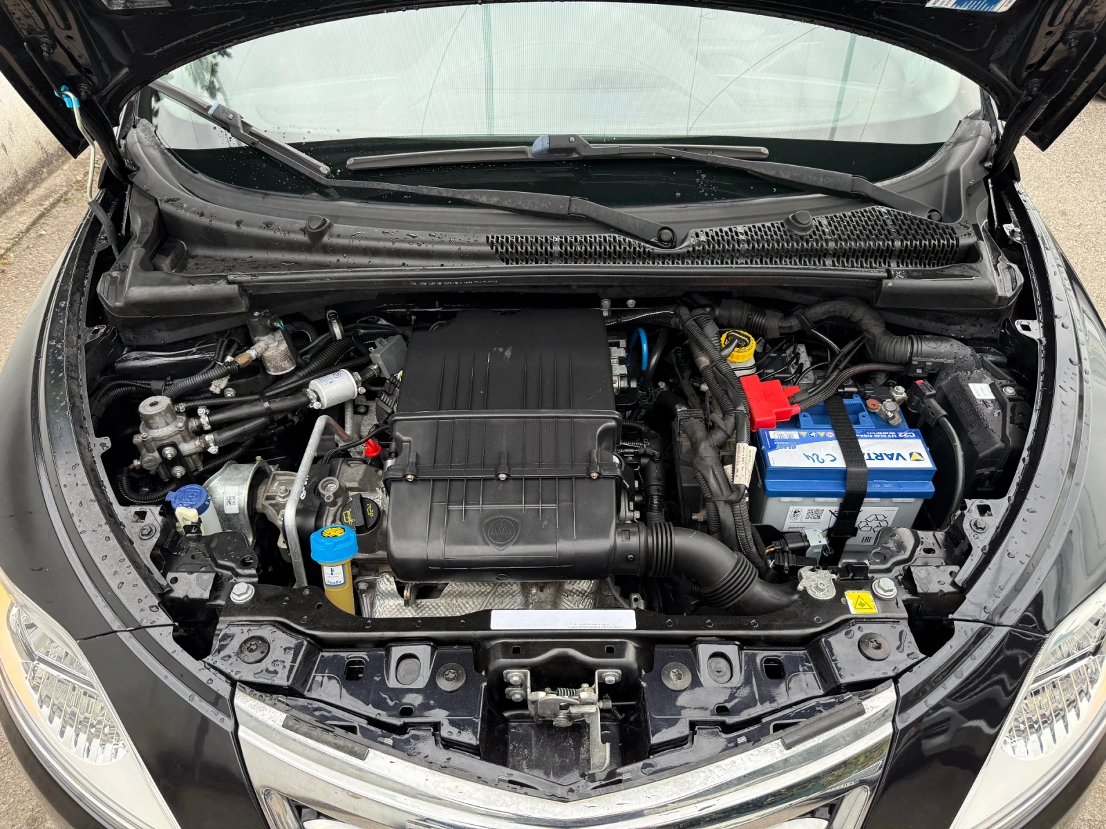 Lancia Ypsilon 1.2I ГАЗОВ ИНЖЕКЦИОН , снимка 17 - Автомобили и джипове - 56091682