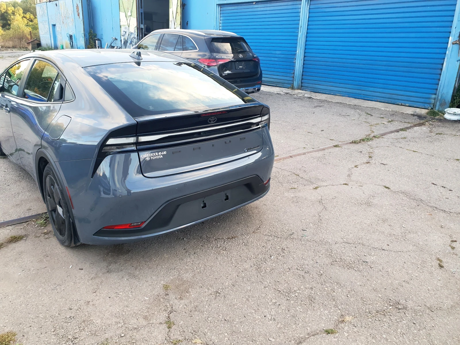 Toyota Prius Prime, снимка 3 - Автомобили и джипове - 56488182