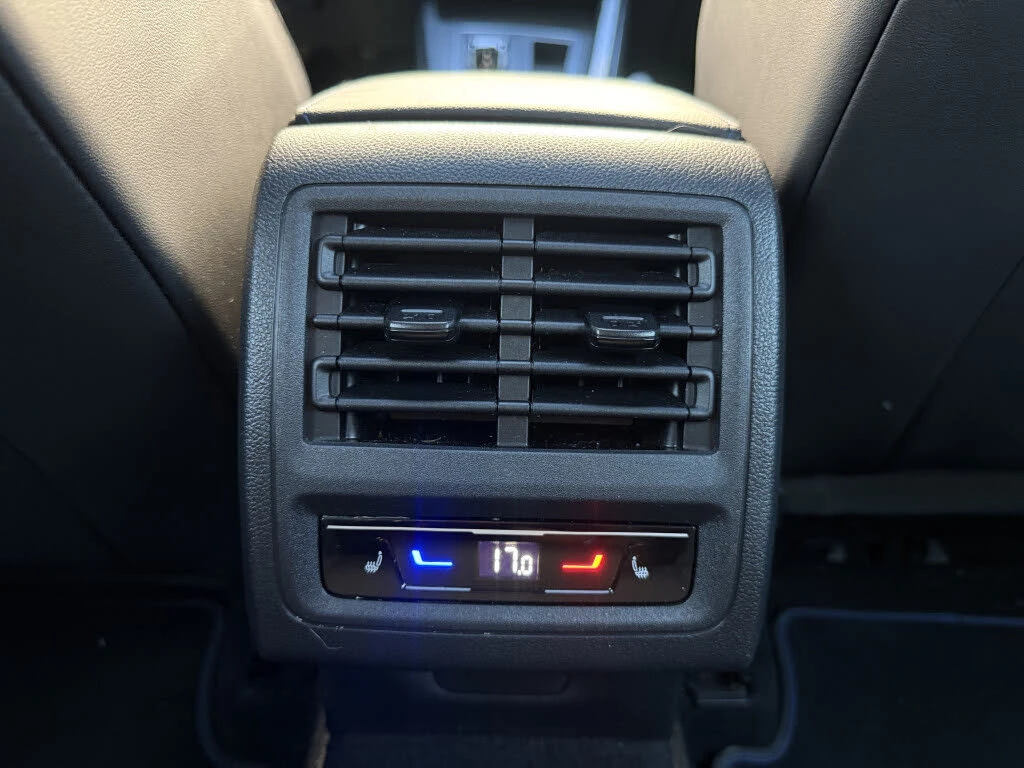 VW Golf R 4MOTION* FULL* ДИСТРОНИК* КРАИНА ЦЕНА* , снимка 17 - Автомобили и джипове - 56627175