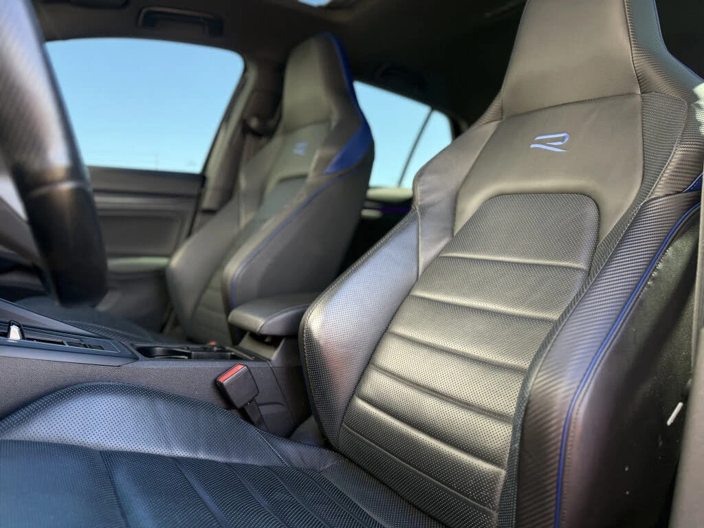 VW Golf R 4MOTION* FULL* ДИСТРОНИК* КРАИНА ЦЕНА* , снимка 8 - Автомобили и джипове - 56627175