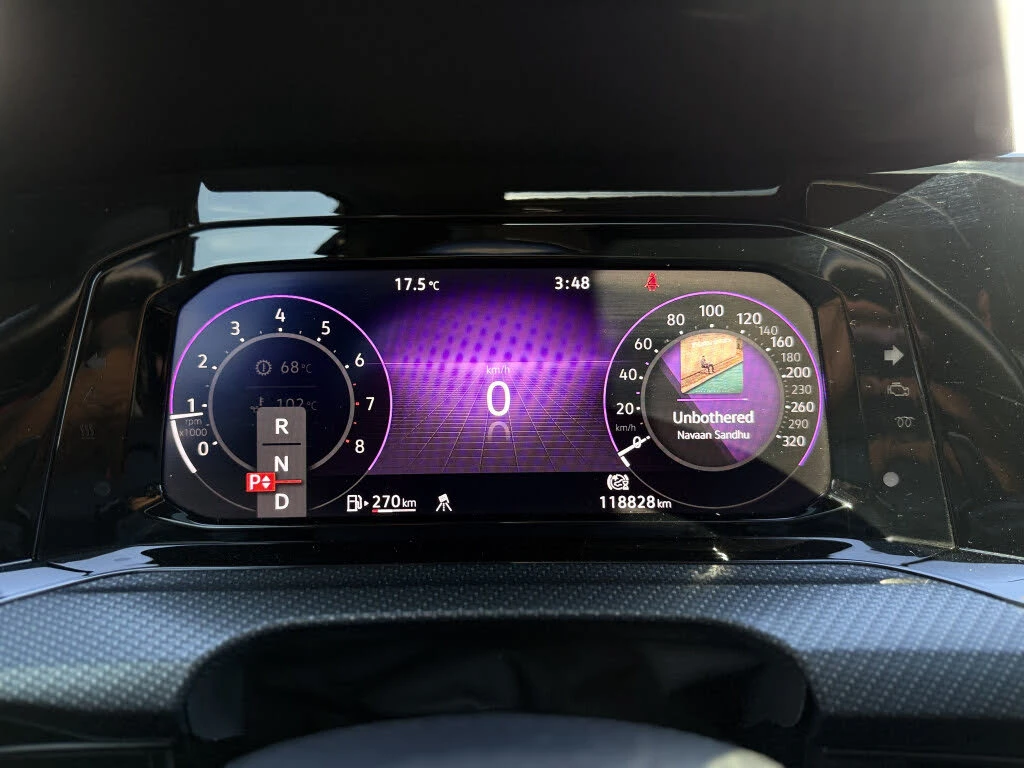 VW Golf R 4MOTION* FULL* ДИСТРОНИК* КРАИНА ЦЕНА* , снимка 13 - Автомобили и джипове - 56627175