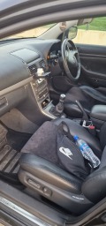 Toyota Avensis D4d - изображение 6