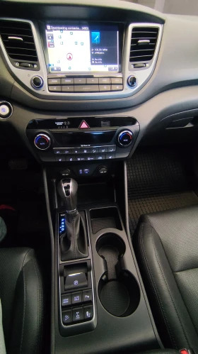 Hyundai Tucson 2.0CRDI 4WD Plena Swiss - 15595 € / 30501.17 лв. - 87041506 10