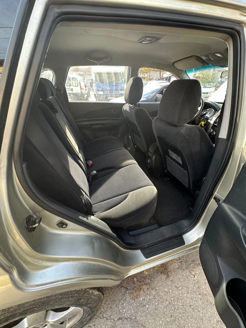 Hyundai Tucson, снимка 8 - Автомобили и джипове - 52179634