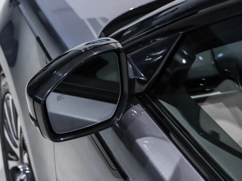 Land Rover Range Rover Velar * P250 S / Black Package / Beige Int / Heads Up / , снимка 12 - Автомобили и джипове - 52848444