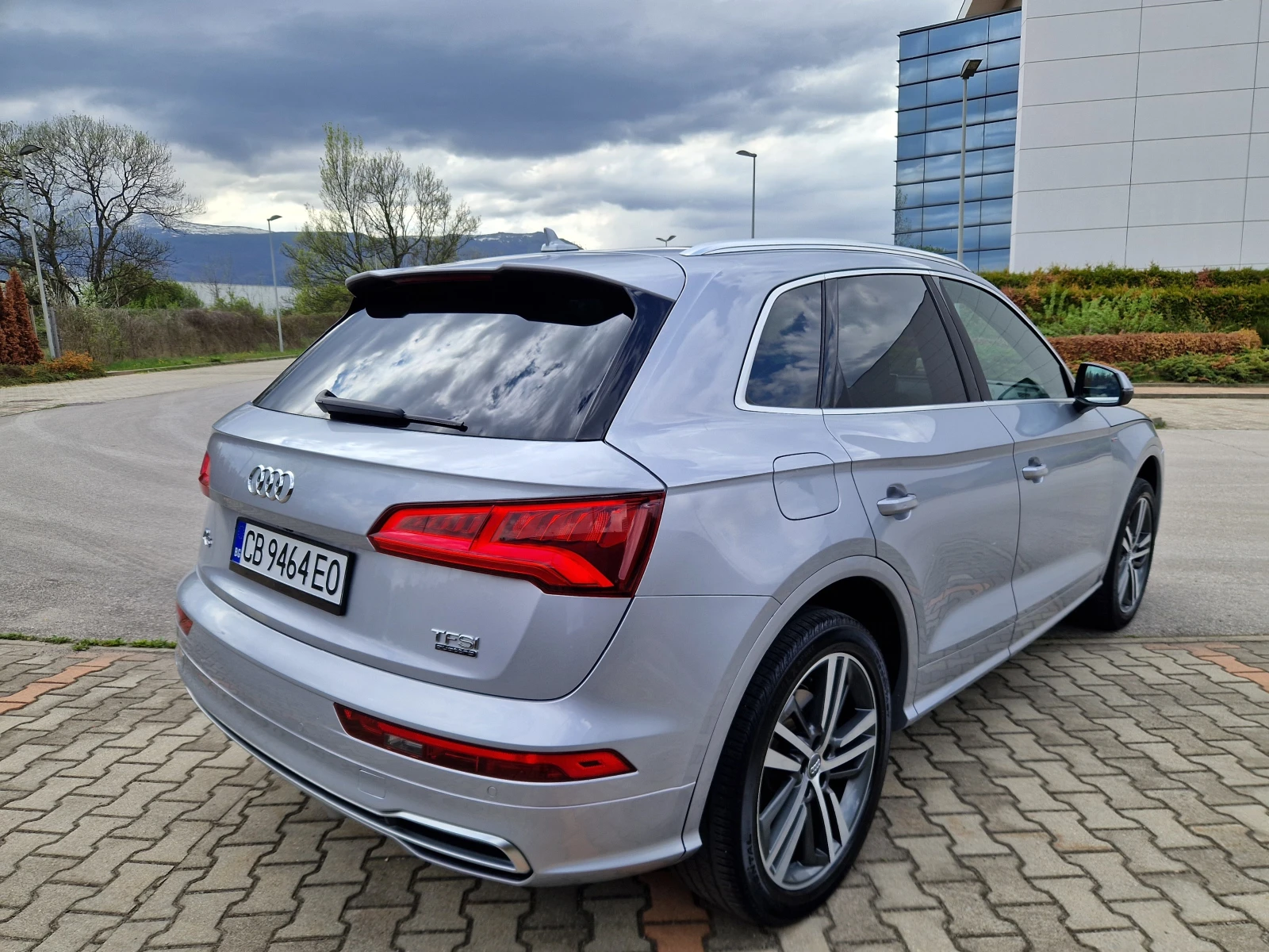Audi Q5 S Line 252к.с. 130хил.км. - изображение 5