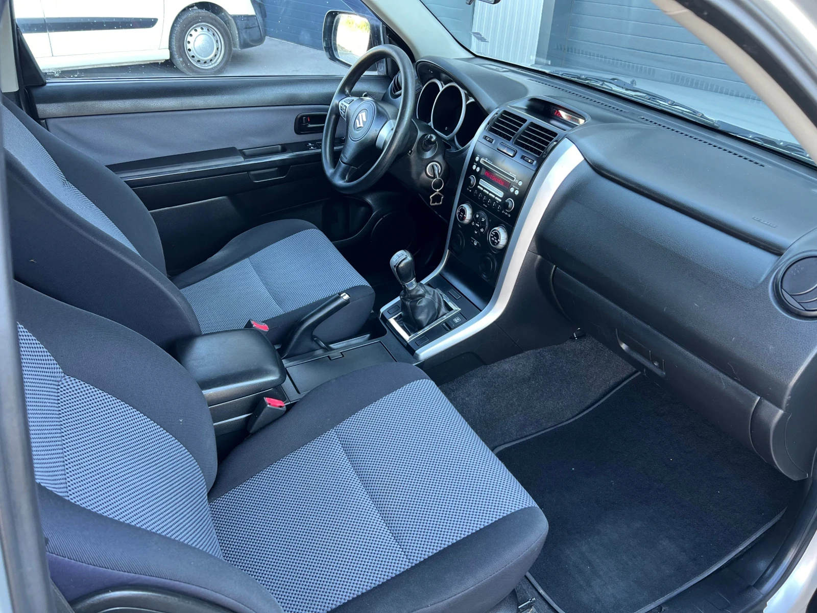 Suzuki Grand vitara 1.6 Газ - изображение 7