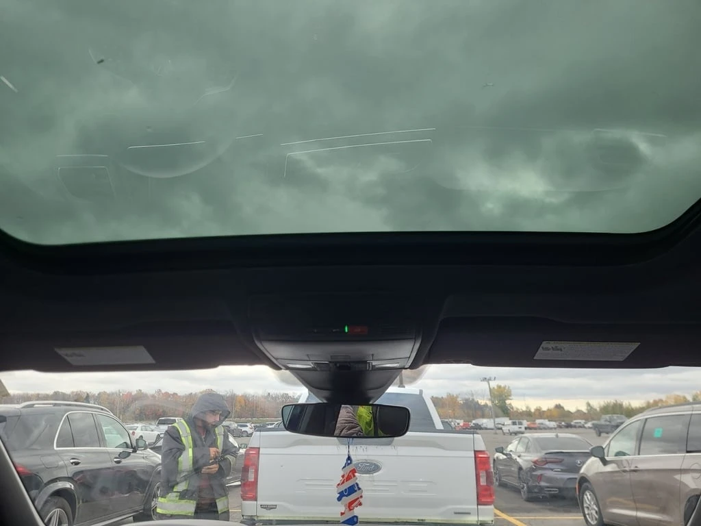 VW Tiguan * HIGHLINE R LINE * CARFAX *    | Mobile.bg   12