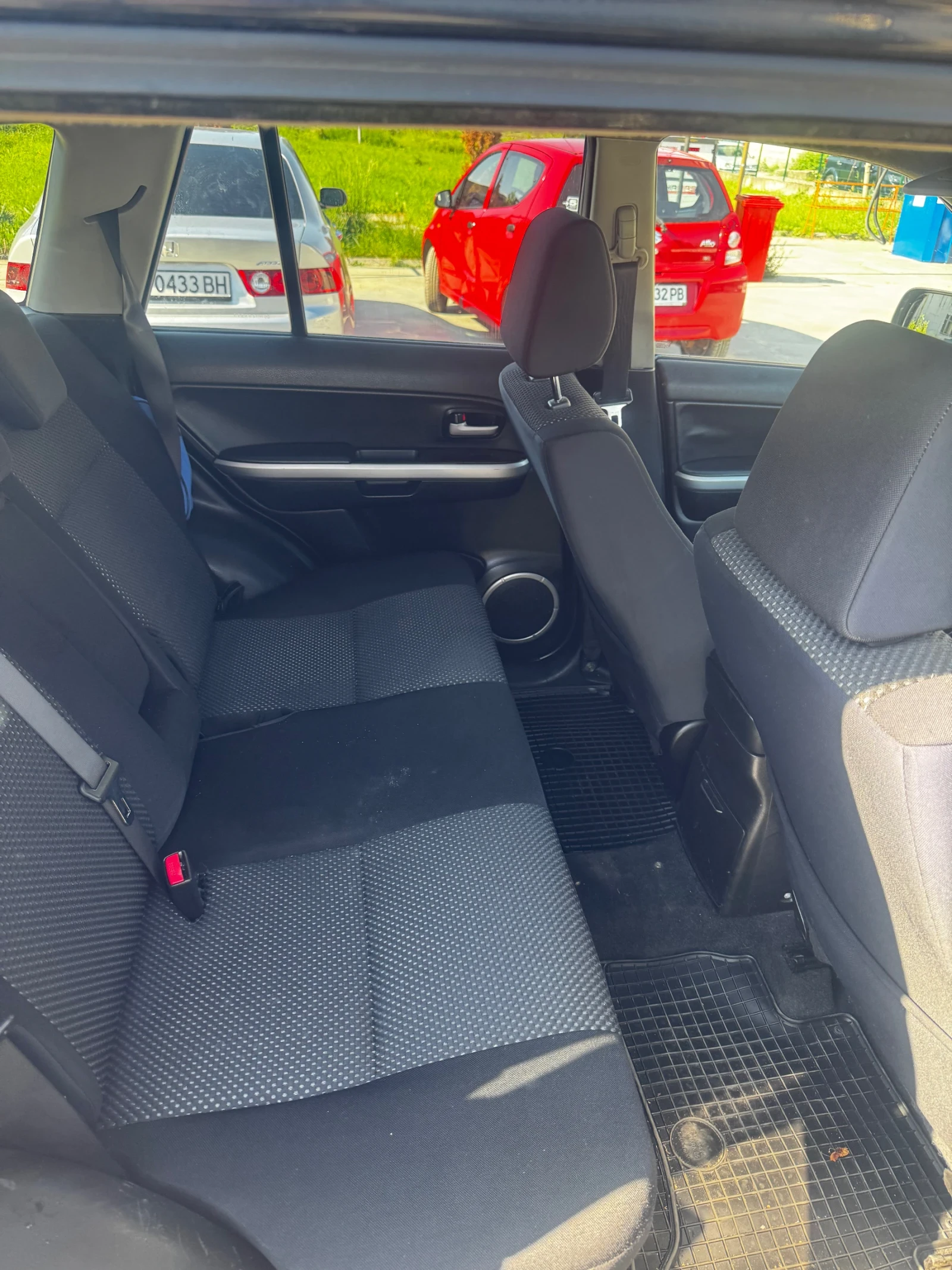 Suzuki Grand vitara Джип, снимка 8 - Автомобили и джипове - 54508933
