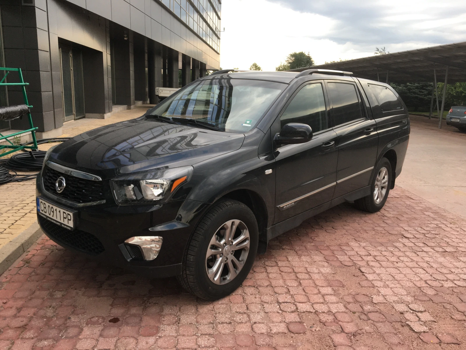 SsangYong Korando Sports Comfort 4x4 - автоматик, снимка 3 - Автомобили и джипове - 54591381