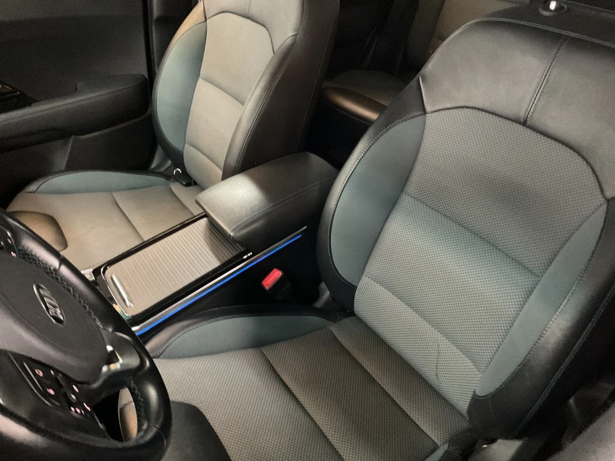 Kia Niro 64kw-204кс-Очакван внос., снимка 11 - Автомобили и джипове - 54603835