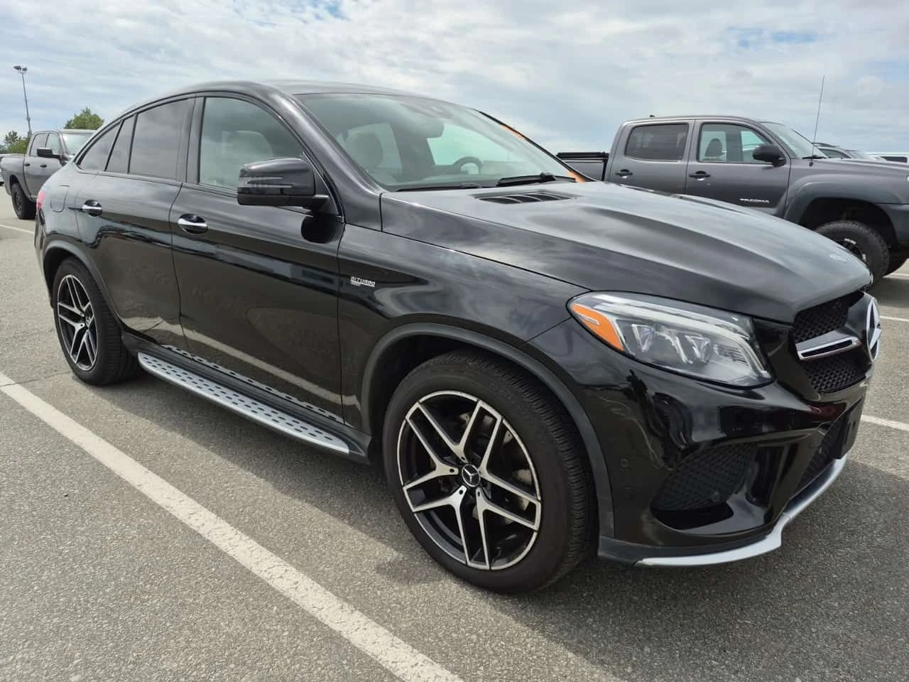 Mercedes-Benz GLE  AMG 43 | COUPE | MEMORY | ДВА КЛЮЧА | DISTRONIC , снимка 2 - Автомобили и джипове - 54631235