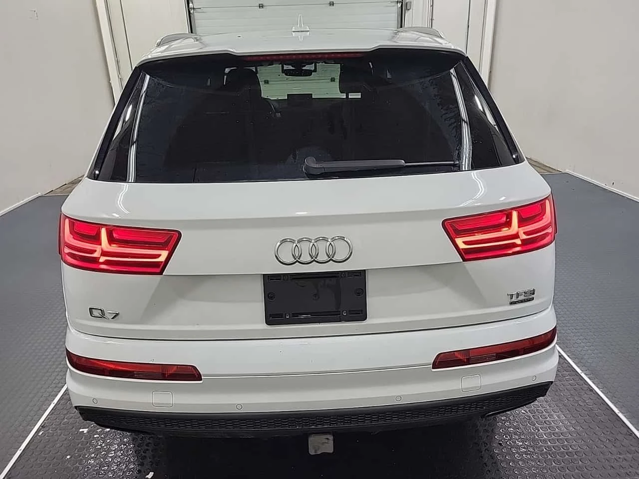 Audi Q7 * TECHNIK * CARFAX * ЦЕНА ДО БГ, снимка 3 - Автомобили и джипове - 54672129