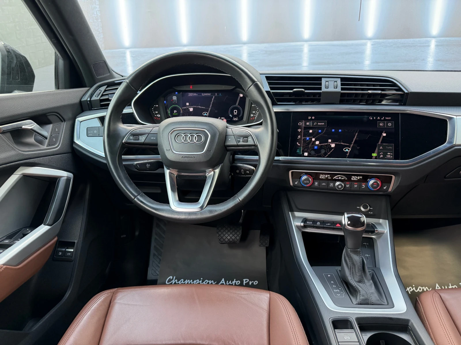 Audi Q3 Sportback 45TFSI S-line , снимка 12 - Автомобили и джипове - 55022635