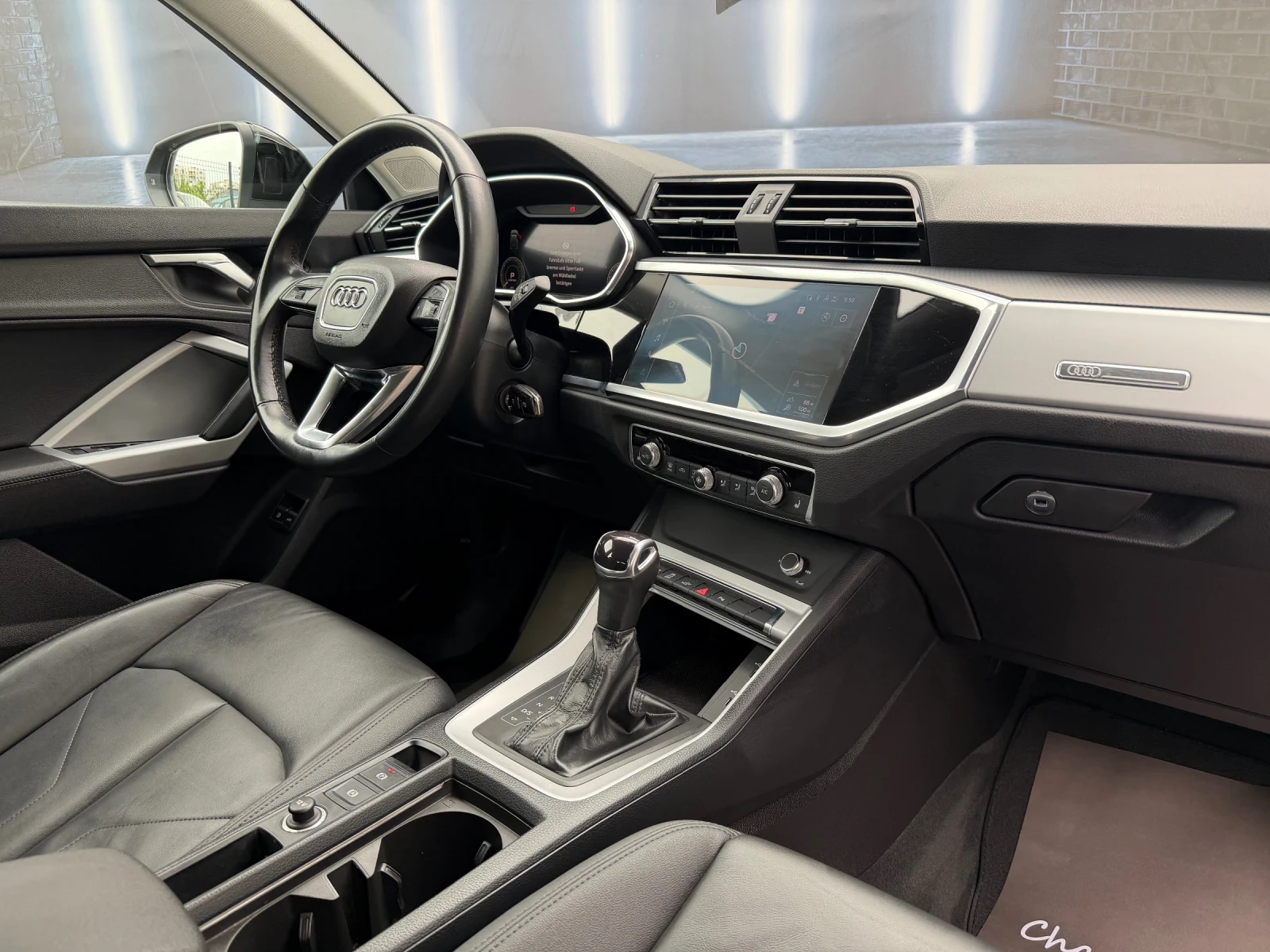 Audi Q3 Sportback 45TFSI S-line Leder CAM, снимка 11 - Автомобили и джипове - 54890792