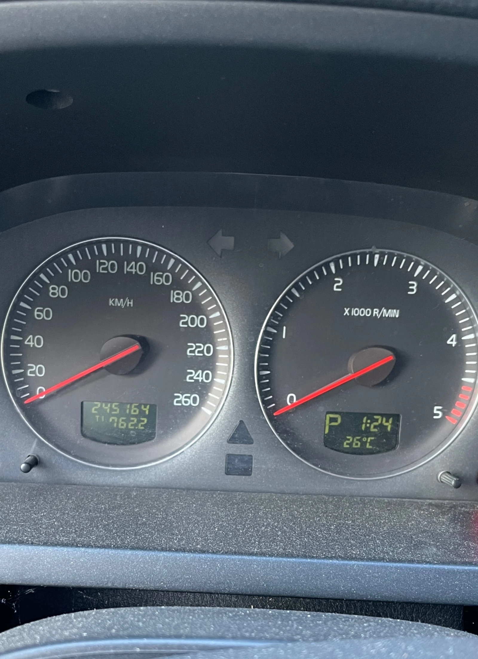 Volvo Xc90 D5, снимка 9 - Автомобили и джипове - 55002675