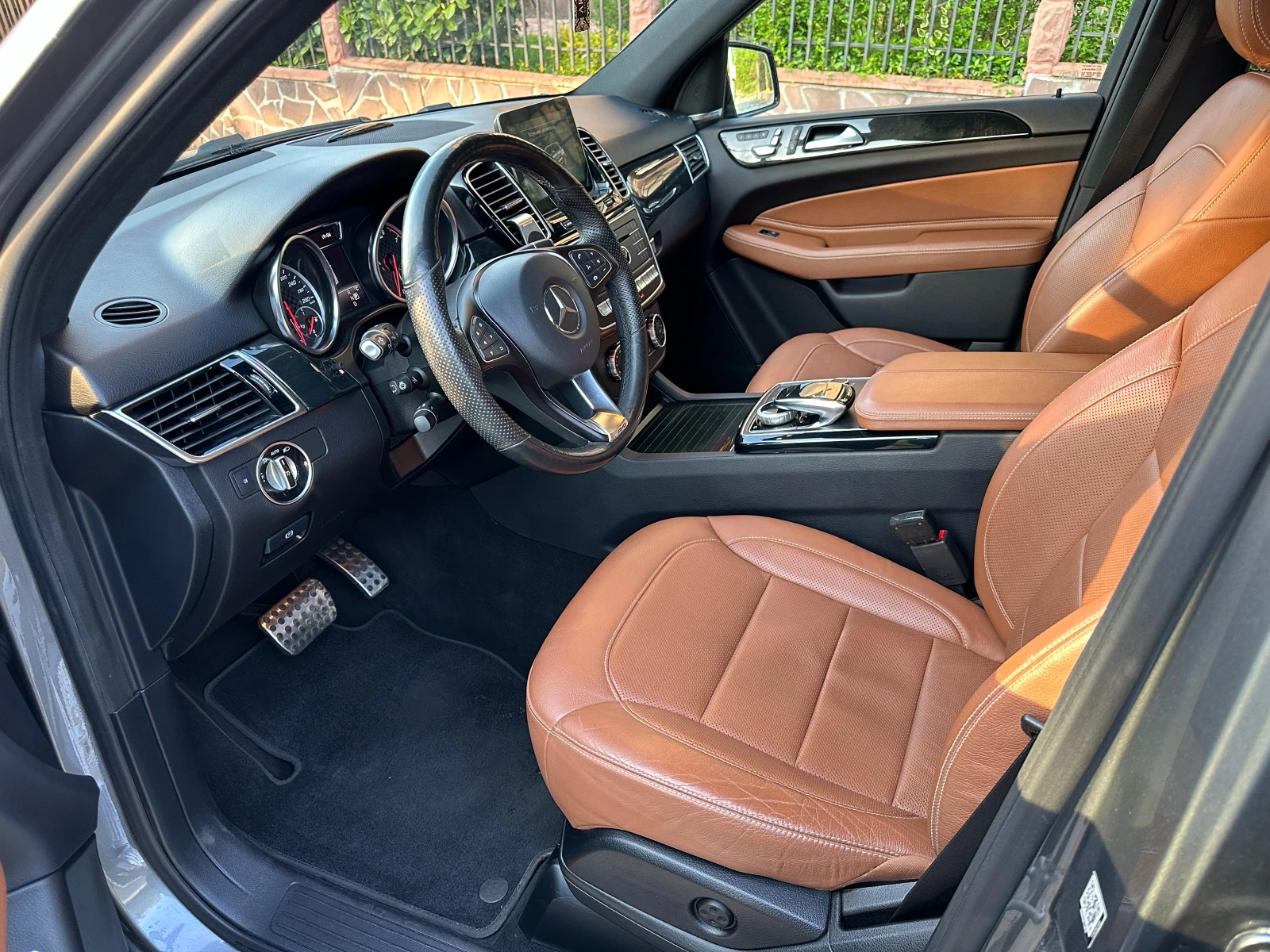 Mercedes-Benz GLE 43 AMG, снимка 8 - Автомобили и джипове - 55002900