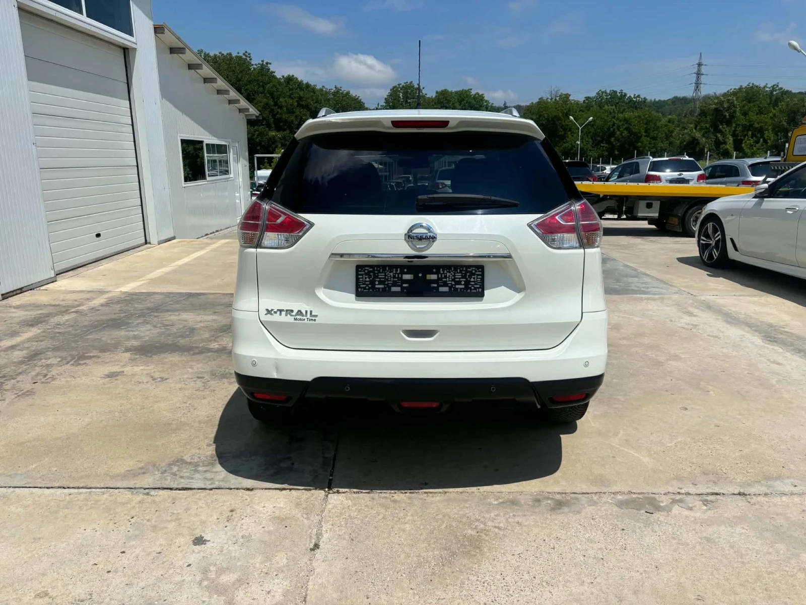 Nissan X-trail 1.6dci 131к.с* Navi-360* Бяла Перла* Камера* , снимка 6 - Автомобили и джипове - 55171142