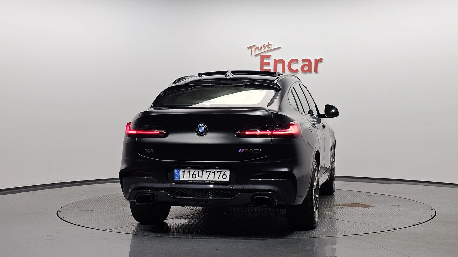 BMW X4 M40i* ЛЮК* HUD* 360* KEYLESS* КРАЙНА ЦЕНА, снимка 4 - Автомобили и джипове - 55271915