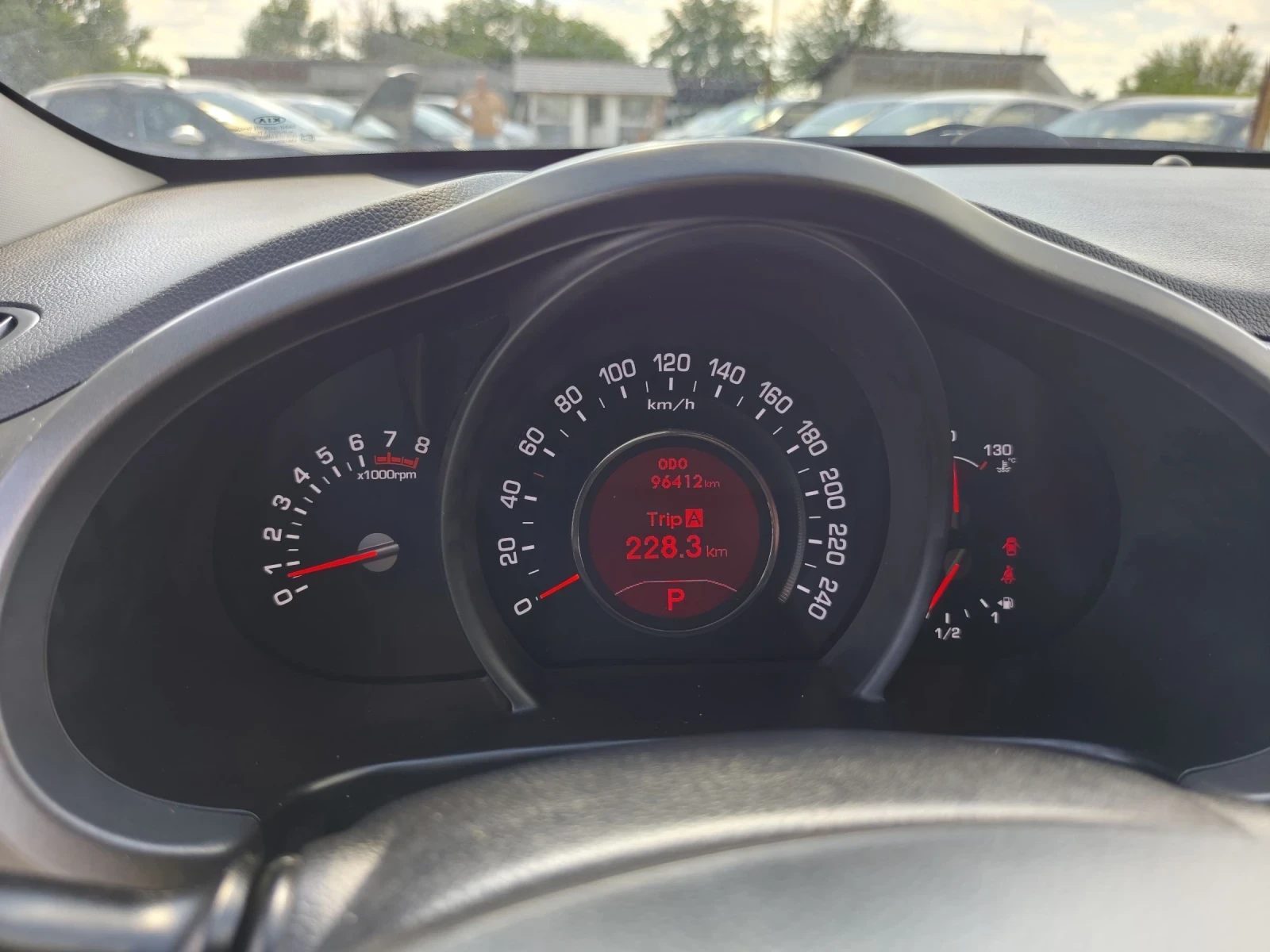 Kia Sportage 2.0, 4х4, автоматик , снимка 11 - Автомобили и джипове - 55321339