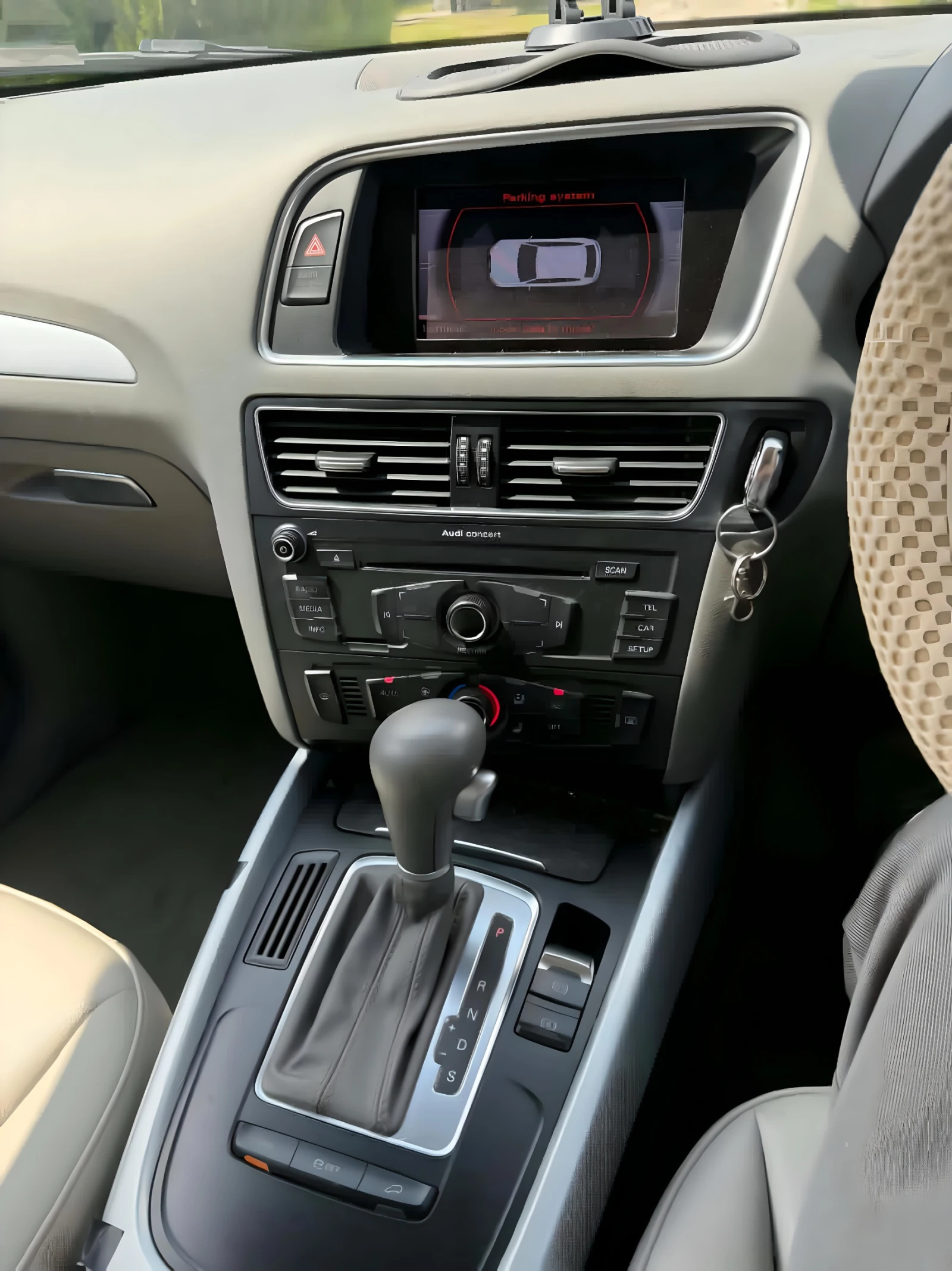 Audi Q5, снимка 7 - Автомобили и джипове - 55904079