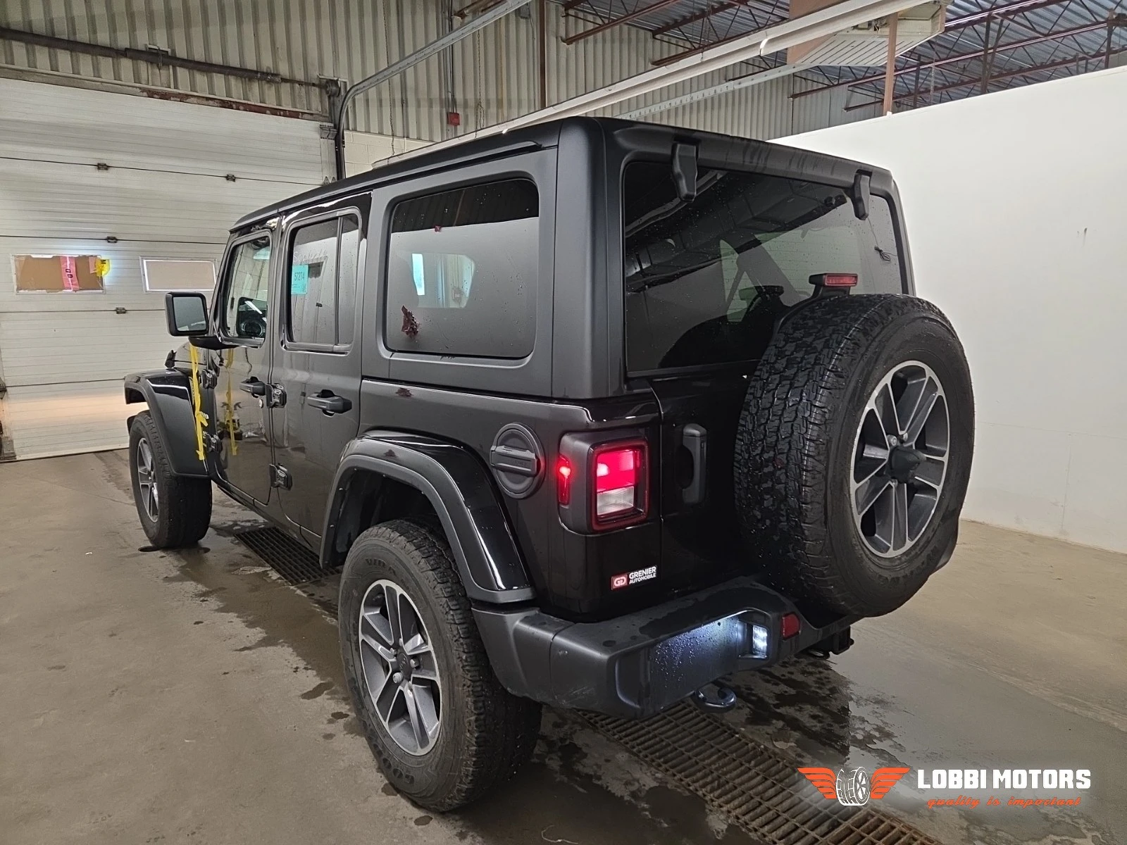 Jeep Wrangler, снимка 4 - Автомобили и джипове - 56102593