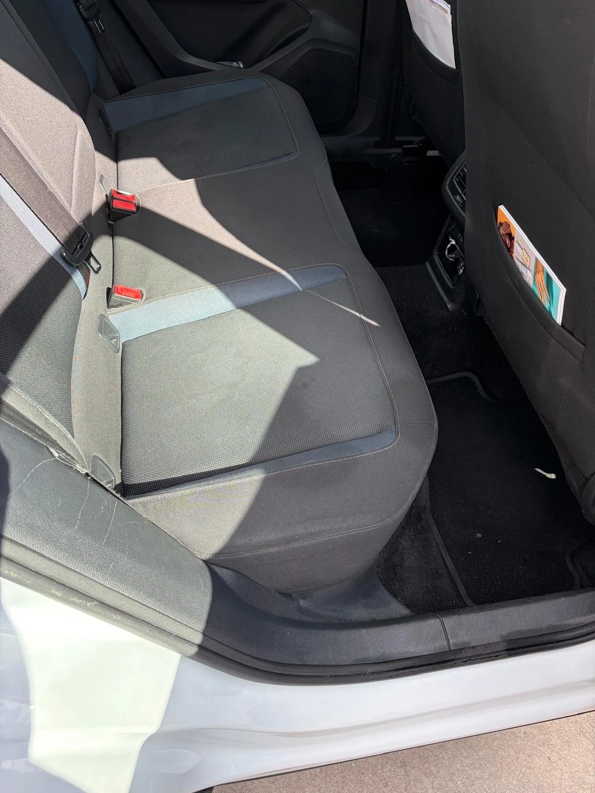 Seat Ateca, снимка 12 - Автомобили и джипове - 56239413