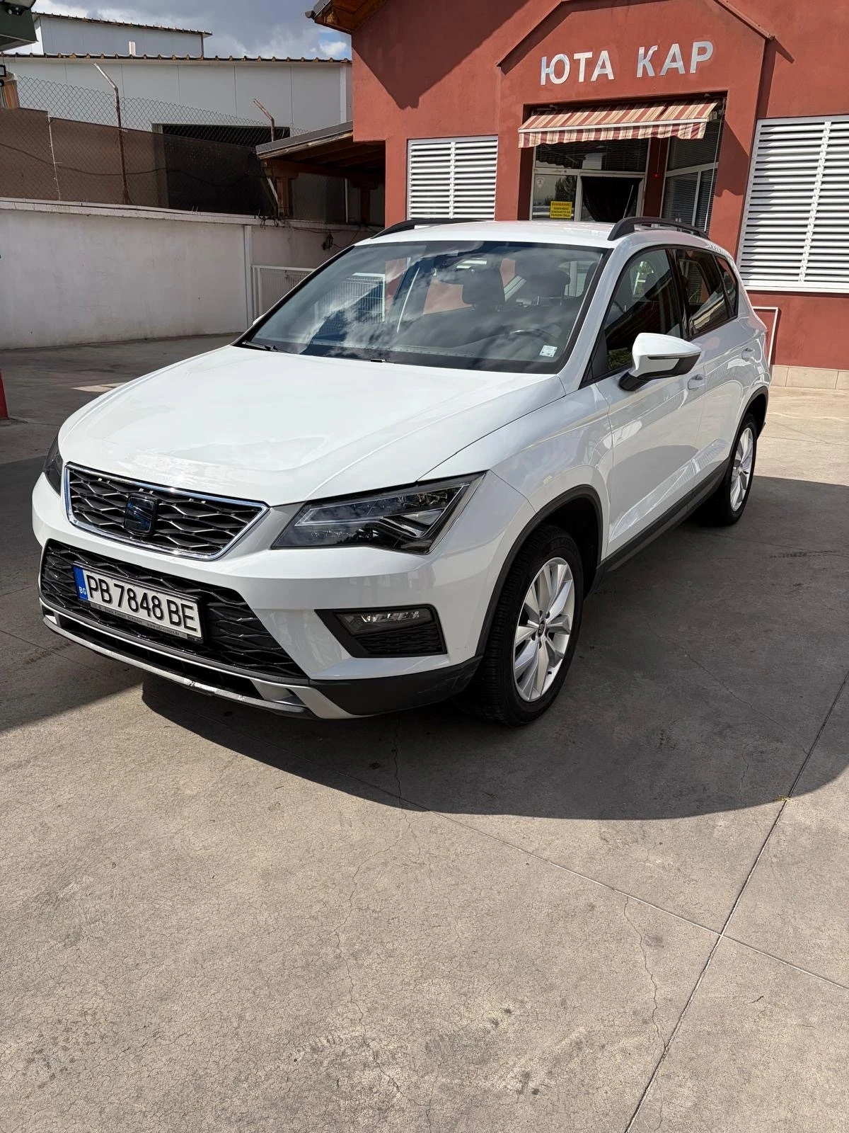 Seat Ateca, снимка 2 - Автомобили и джипове - 56239413