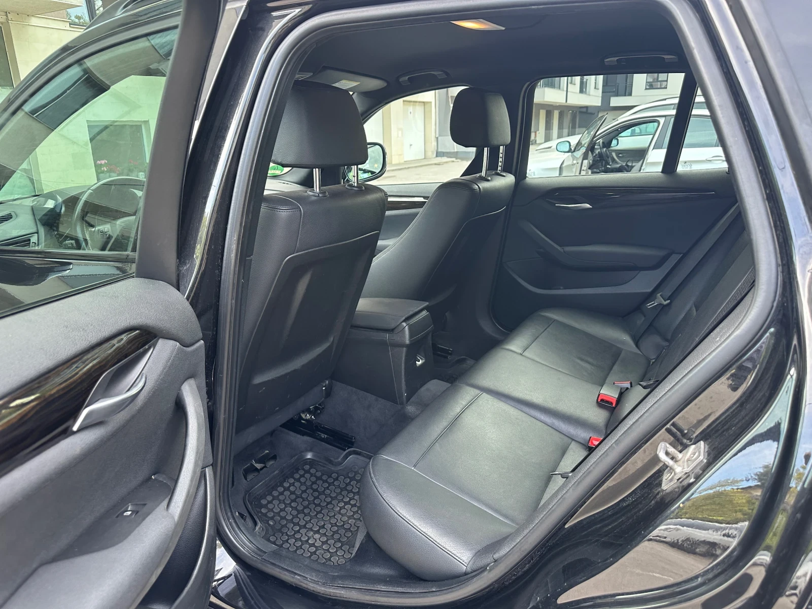 BMW X1 Diesel xDrive M package, снимка 8 - Автомобили и джипове - 56338711